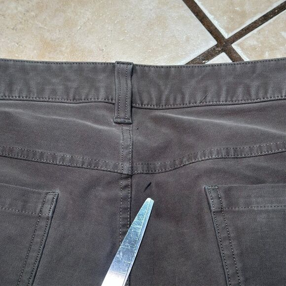 Lululemon ABC Obsidian Gray Slim Fit Chino Pants Mens 34x31 READ - Picture 11 of 12